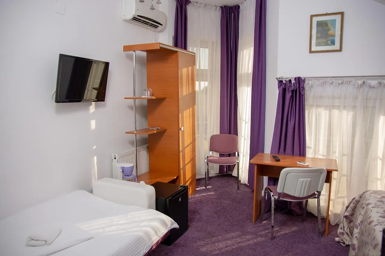 Iris Boutique Therme & Bucharest Otopeni Airport