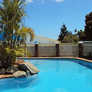 https://palm-valley-motel-and-self-contained-holiday-units.queenslandhotels.net