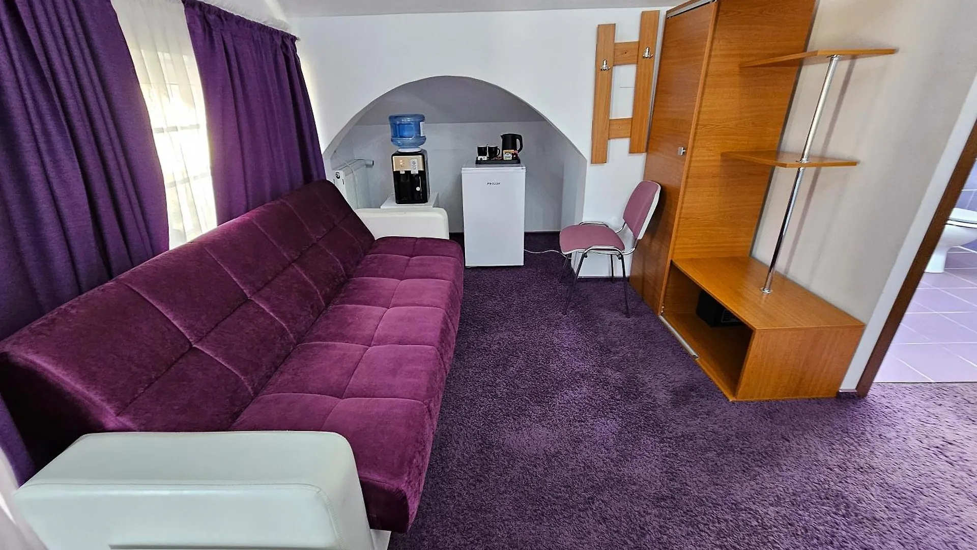 Guest house Iris Boutique Hotel Otopeni