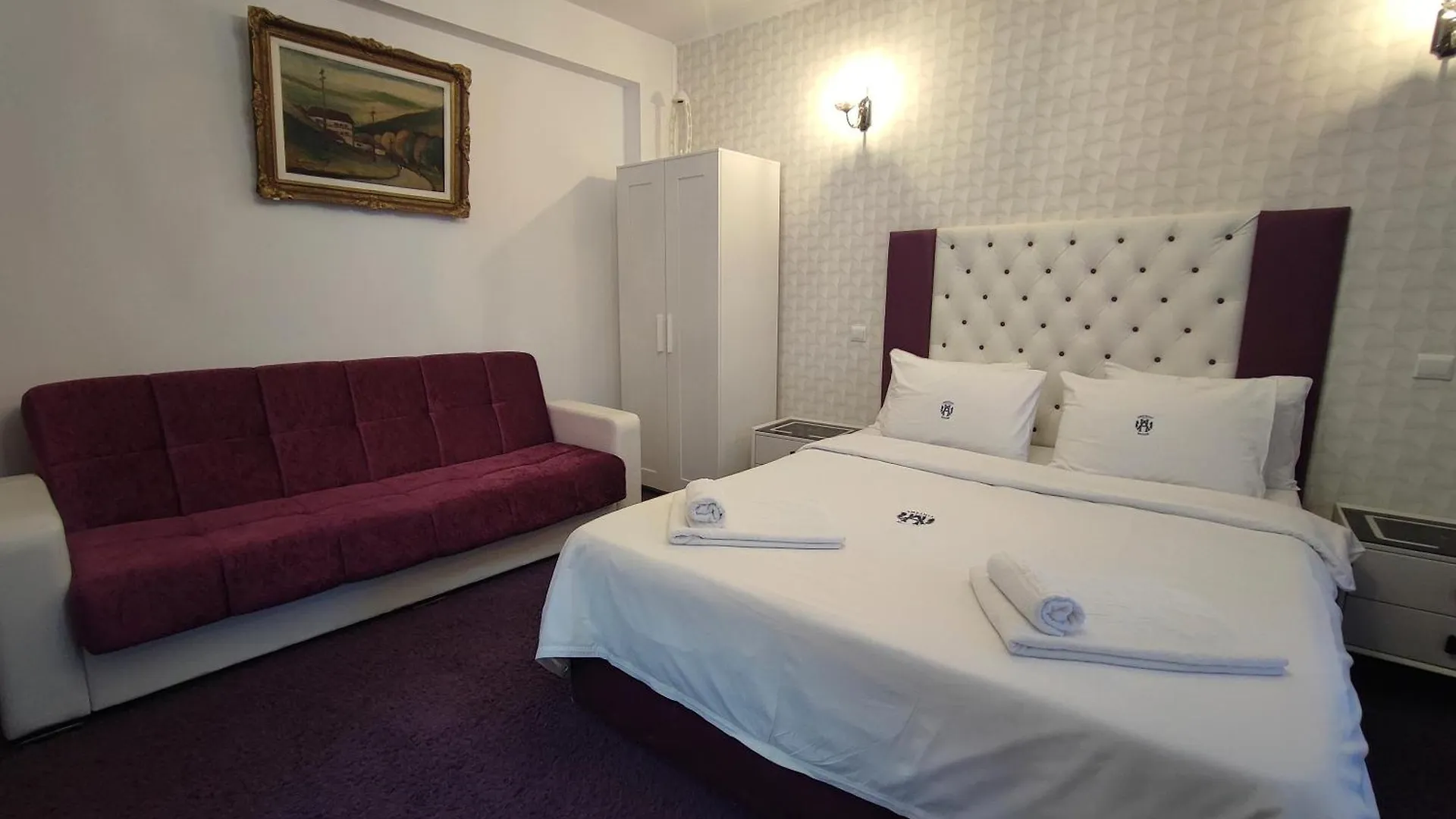 Iris Boutique Hotel Otopeni