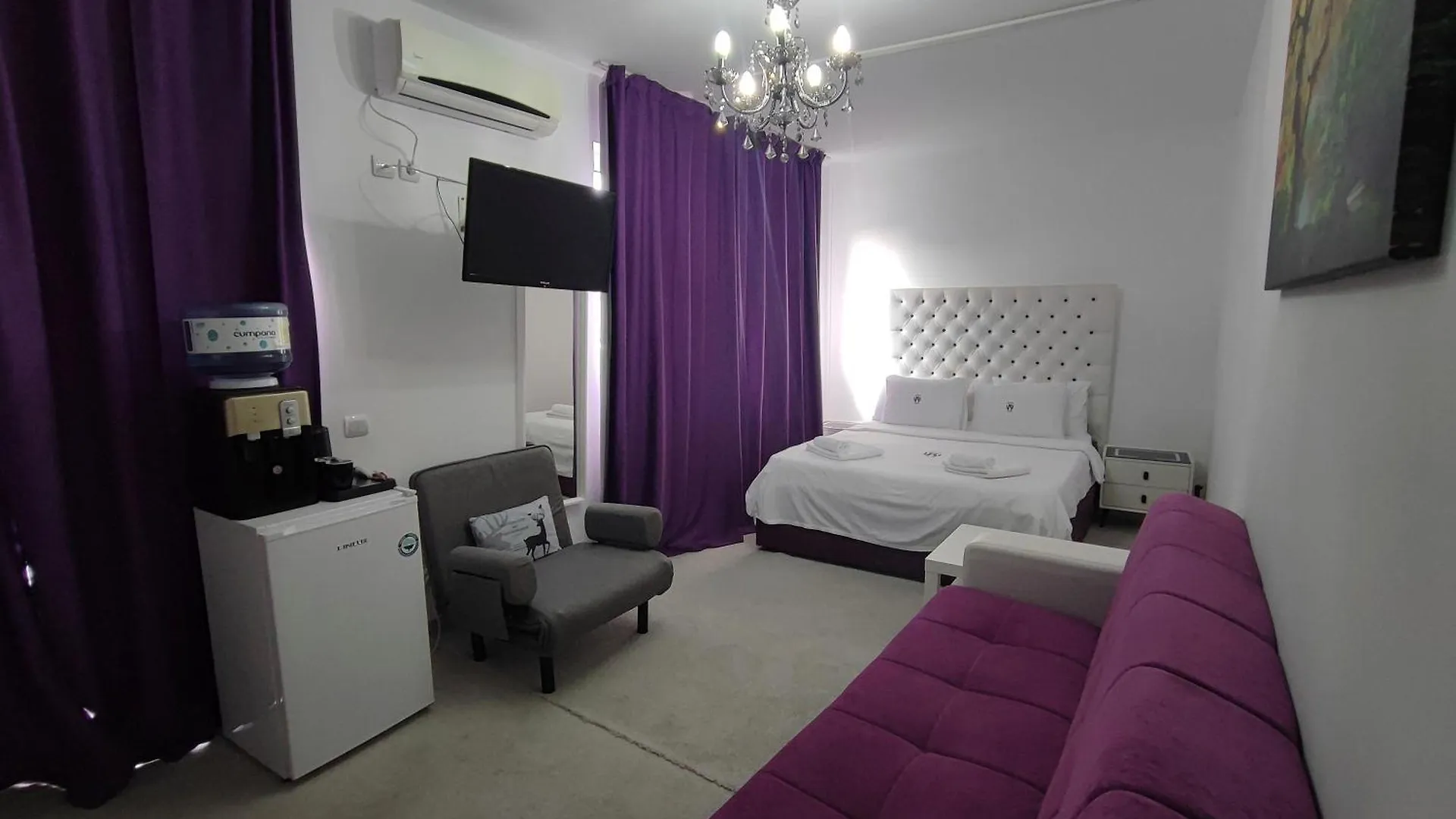 Iris Boutique Hotel Otopeni