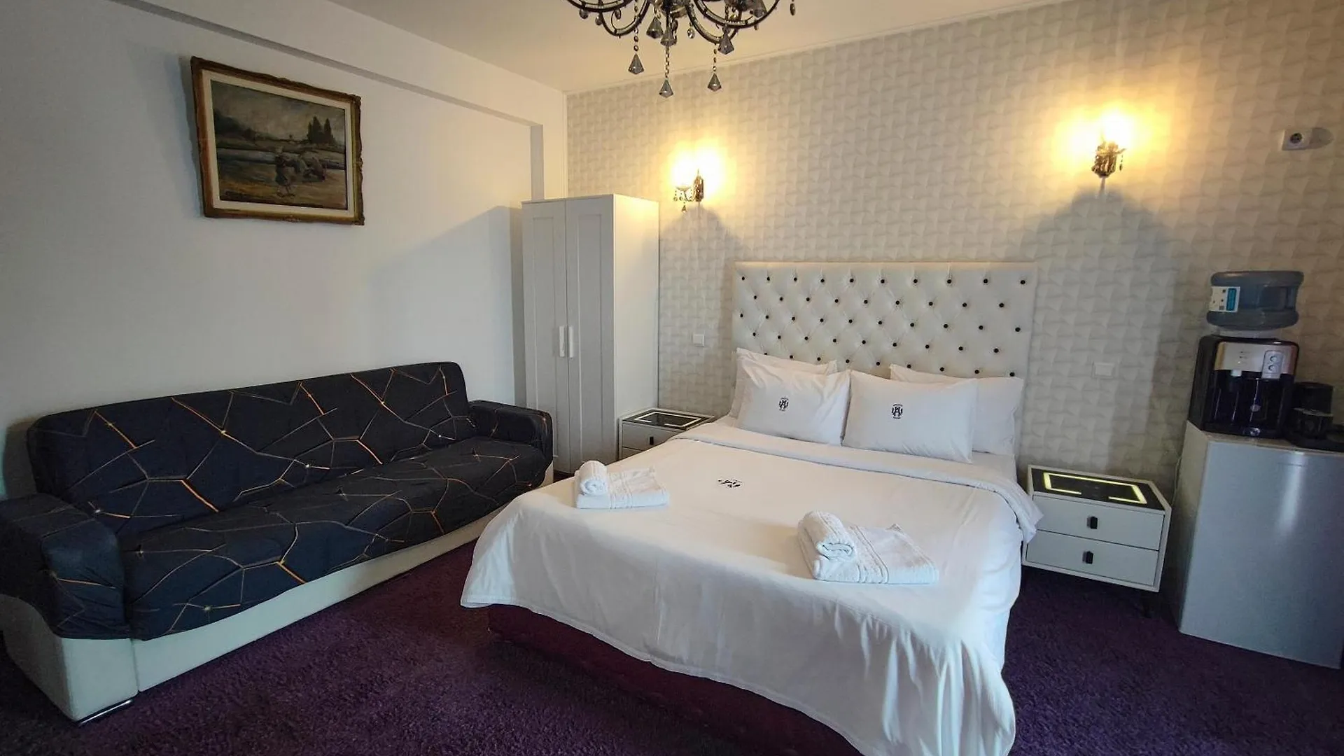 Iris Boutique Hotel Otopeni