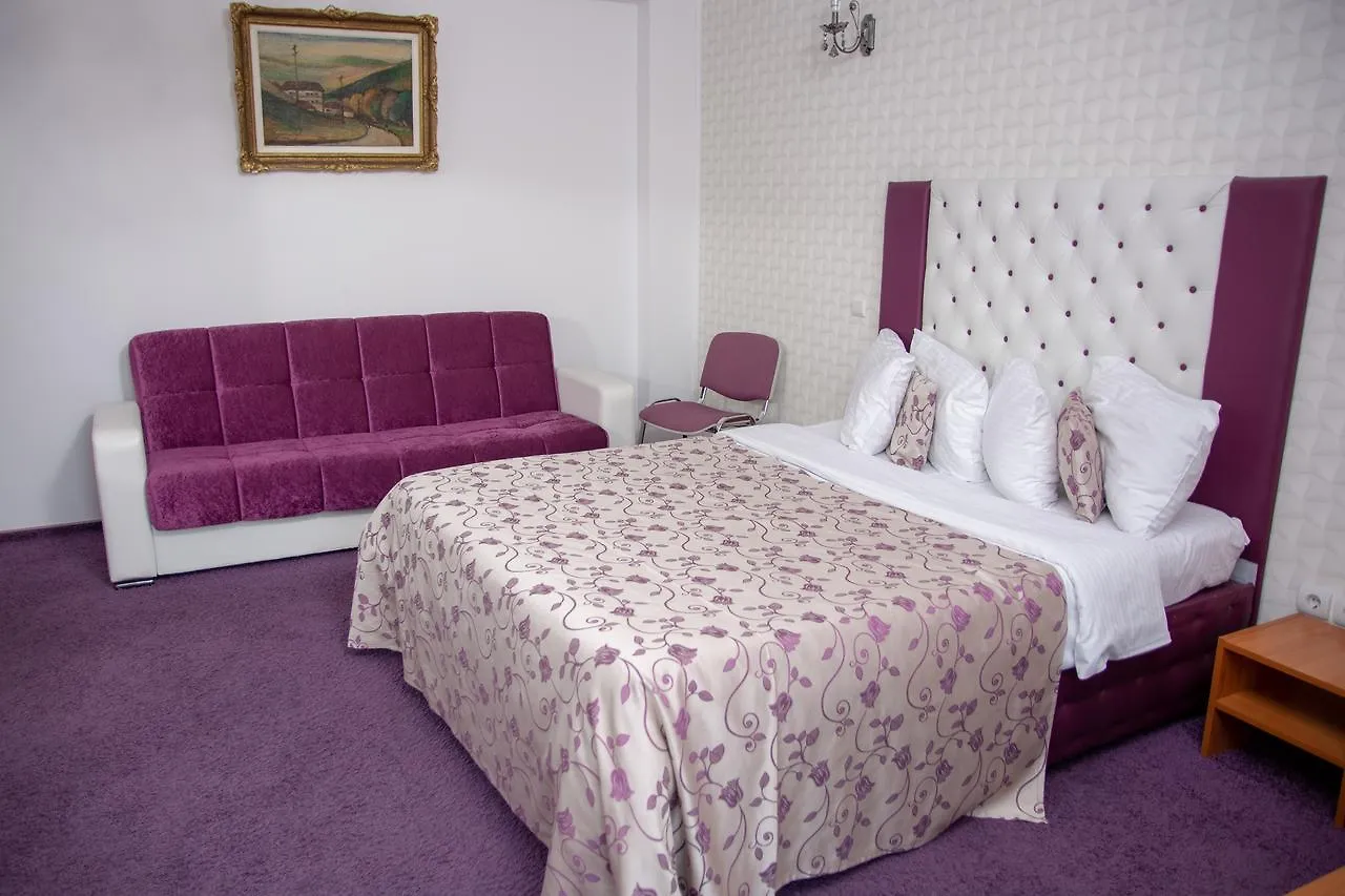 Iris Boutique Hotel Otopeni